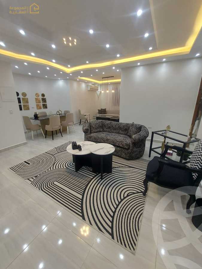 https://aqarmap.com.eg/en/listing/6131246-for-rent-cairo-new-cairo-lrhb-city-phase-4-mohammed-farid-st