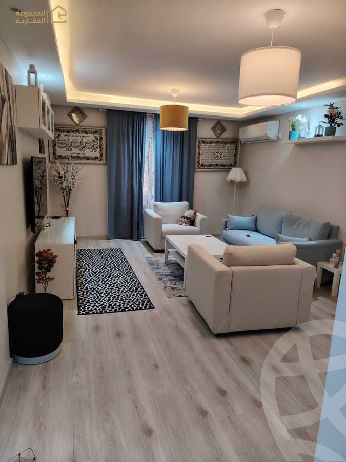 https://aqarmap.com.eg/en/listing/6165733-for-sale-cairo-new-cairo-lrhb-city-phase-1-ahmed-rami-st