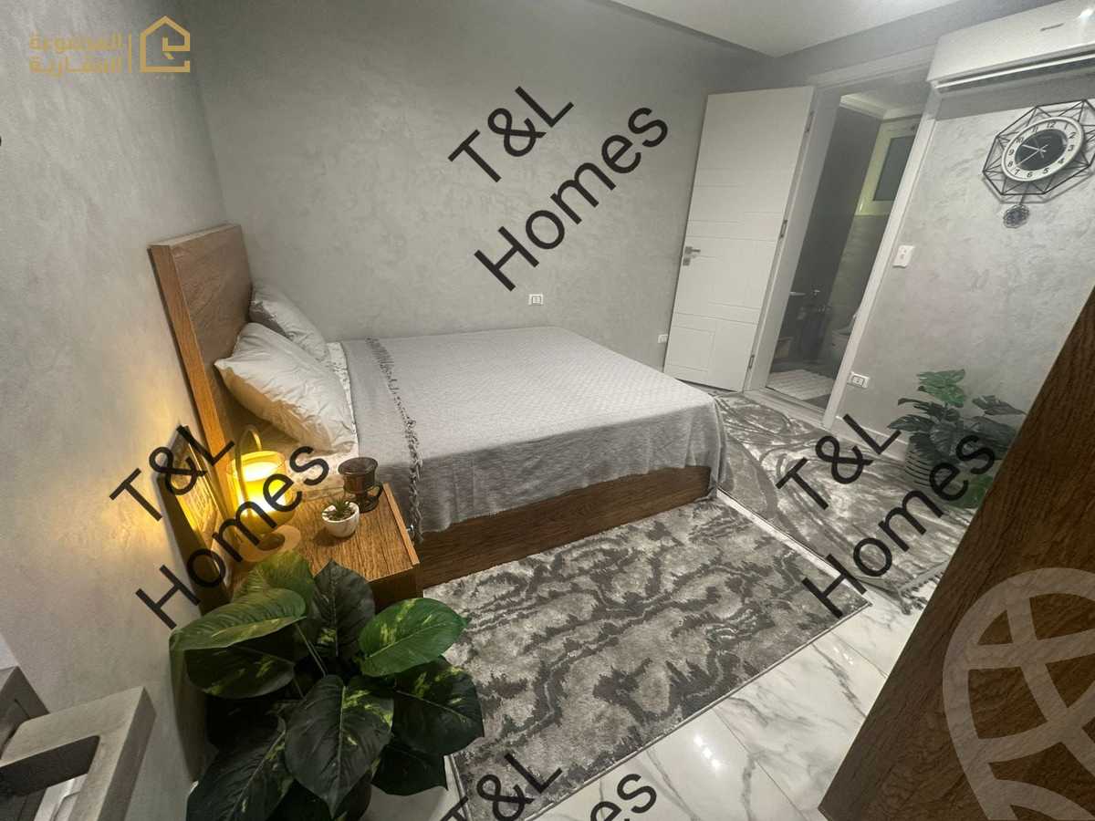 https://aqarmap.com.eg/ar/listing/6178159-for-rent-cairo-new-cairo-lrhb-city-phase-4-mohammed-farid-st