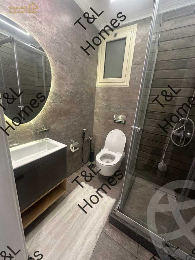 https://aqarmap.com.eg/ar/listing/6178159-for-rent-cairo-new-cairo-lrhb-city-phase-4-mohammed-farid-st