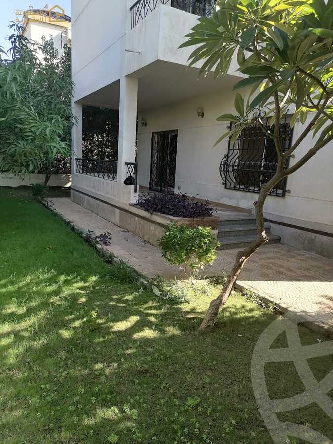 https://aqarmap.com.eg/en/listing/6178354-for-rent-cairo-new-cairo-lrhb-city-phase-1-ahmed-rami-st