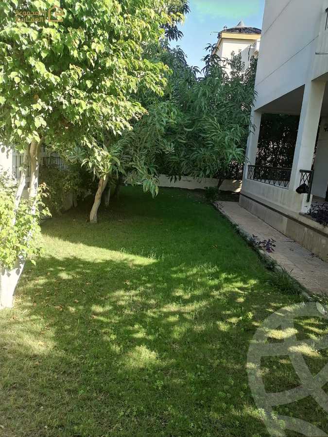 https://aqarmap.com.eg/en/listing/6178354-for-rent-cairo-new-cairo-lrhb-city-phase-1-ahmed-rami-st