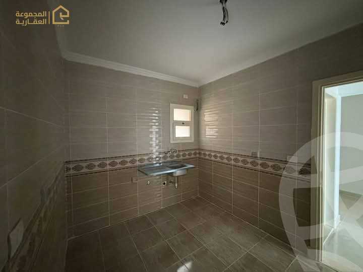 https://aqarmap.com.eg/ar/listing/6179941-for-rent-cairo-new-cairo-lrhb-city-phase-7