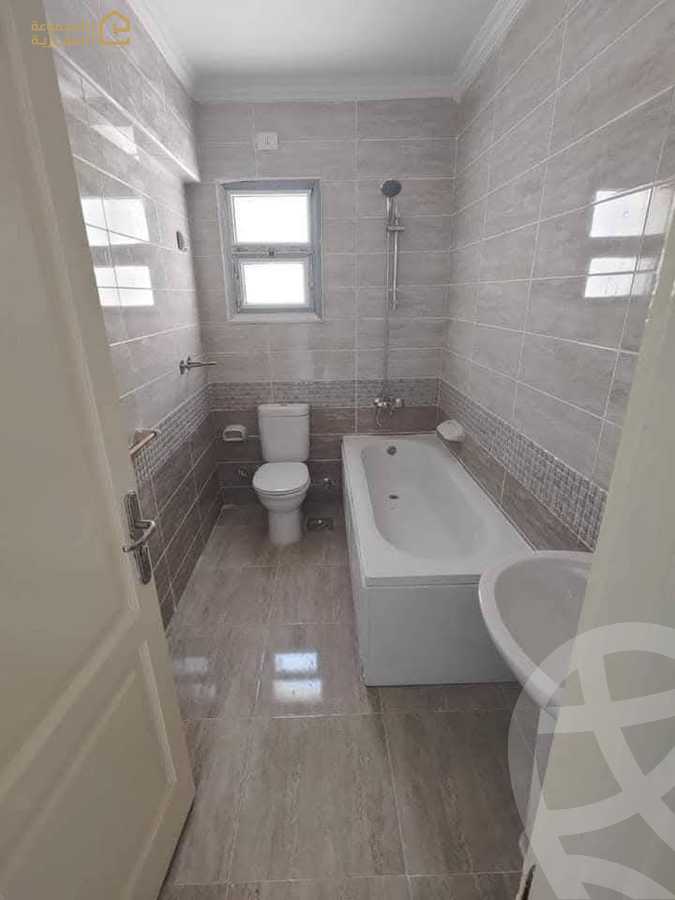 https://aqarmap.com.eg/ar/listing/6179941-for-rent-cairo-new-cairo-lrhb-city-phase-7