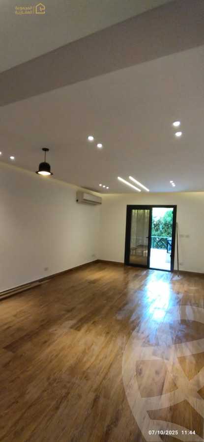 https://aqarmap.com.eg/en/listing/6182921-for-sale-cairo-new-cairo-lrhb-city-phase-5-talaat-mostafa-st