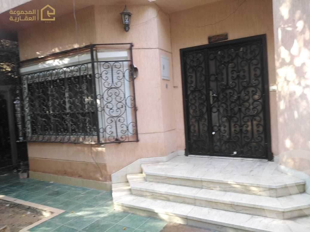 https://aqarmap.com.eg/ar/listing/6183017-for-sale-cairo-new-cairo-lrhb-city-phase-1-ahmed-rami-st