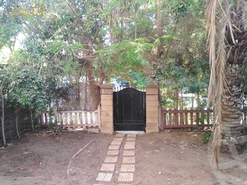 https://aqarmap.com.eg/ar/listing/6183017-for-sale-cairo-new-cairo-lrhb-city-phase-1-ahmed-rami-st