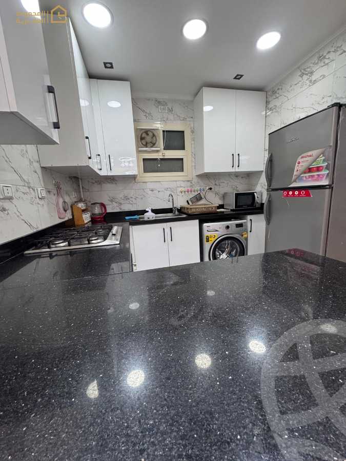 https://aqarmap.com.eg/ar/listing/6212541-for-rent-cairo-new-cairo-lrhb-city-mtdd-lrhb-doctor-ahmed-zewail-st