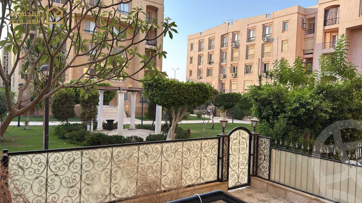 https://aqarmap.com.eg/en/listing/6212562-for-rent-cairo-new-cairo-lrhb-city-phase-1-ahmed-rami-st