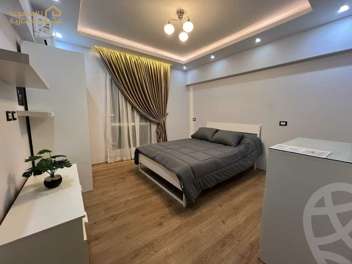 https://aqarmap.com.eg/ar/listing/6212661-for-rent-cairo-new-cairo-lrhb-city-phase-8