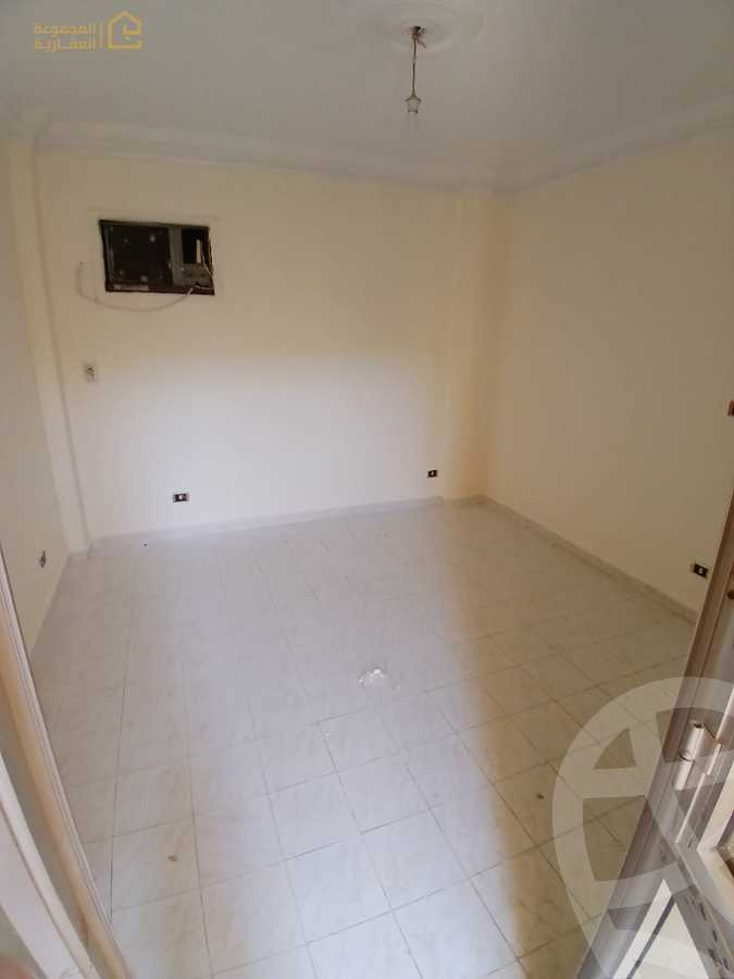 https://aqarmap.com.eg/en/listing/6216704-for-sale-cairo-new-cairo-lrhb-city-phase-2-amr-ibn-el-aas-st