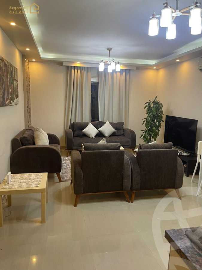 https://aqarmap.com.eg/en/listing/6222945-for-rent-cairo-new-cairo-lrhb-city-phase-1-ahmed-rami-st