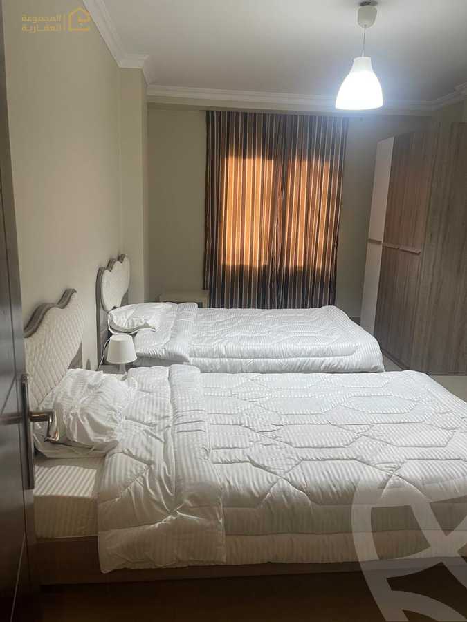 https://aqarmap.com.eg/en/listing/6222945-for-rent-cairo-new-cairo-lrhb-city-phase-1-ahmed-rami-st
