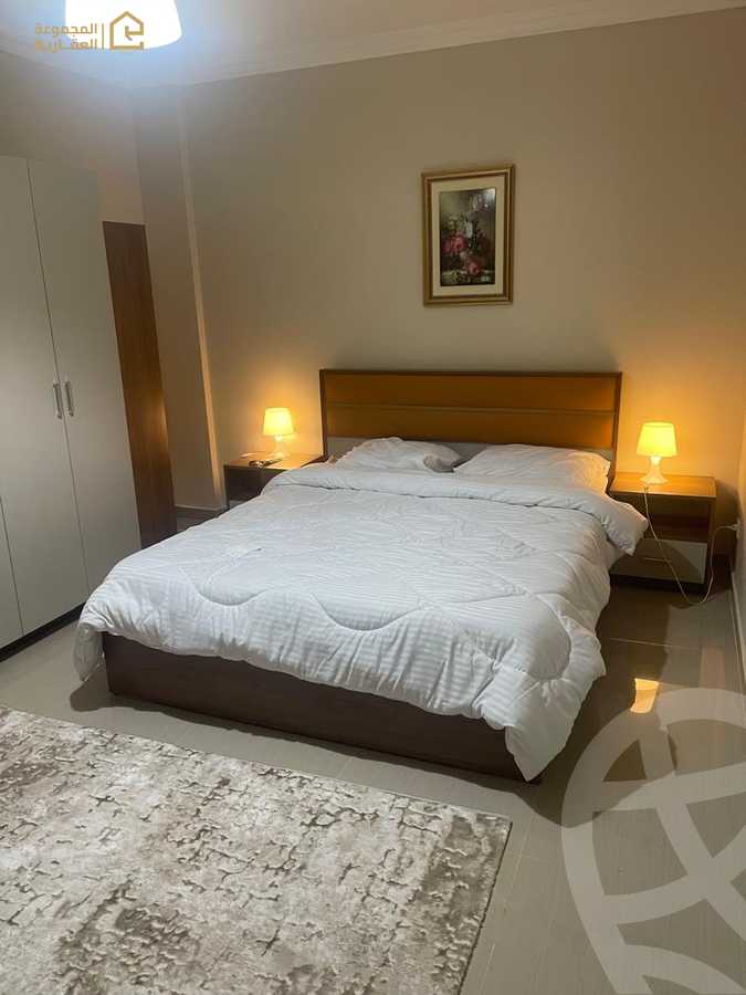 https://aqarmap.com.eg/en/listing/6222945-for-rent-cairo-new-cairo-lrhb-city-phase-1-ahmed-rami-st