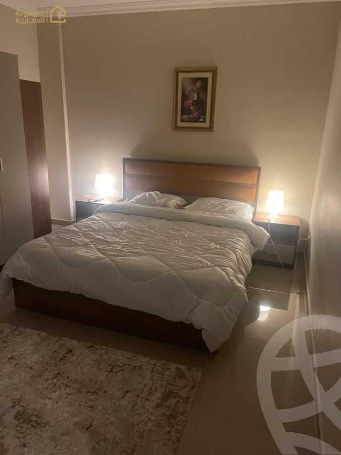 https://aqarmap.com.eg/en/listing/6222945-for-rent-cairo-new-cairo-lrhb-city-phase-1-ahmed-rami-st