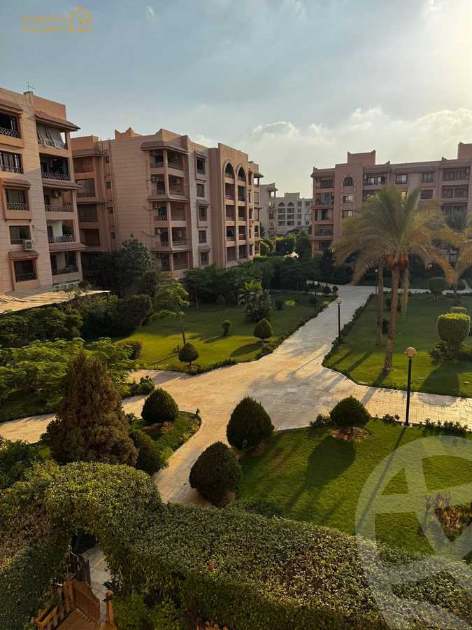 https://aqarmap.com.eg/ar/listing/6222985-for-sale-cairo-new-cairo-lrhb-city-phase-5-talaat-mostafa-st