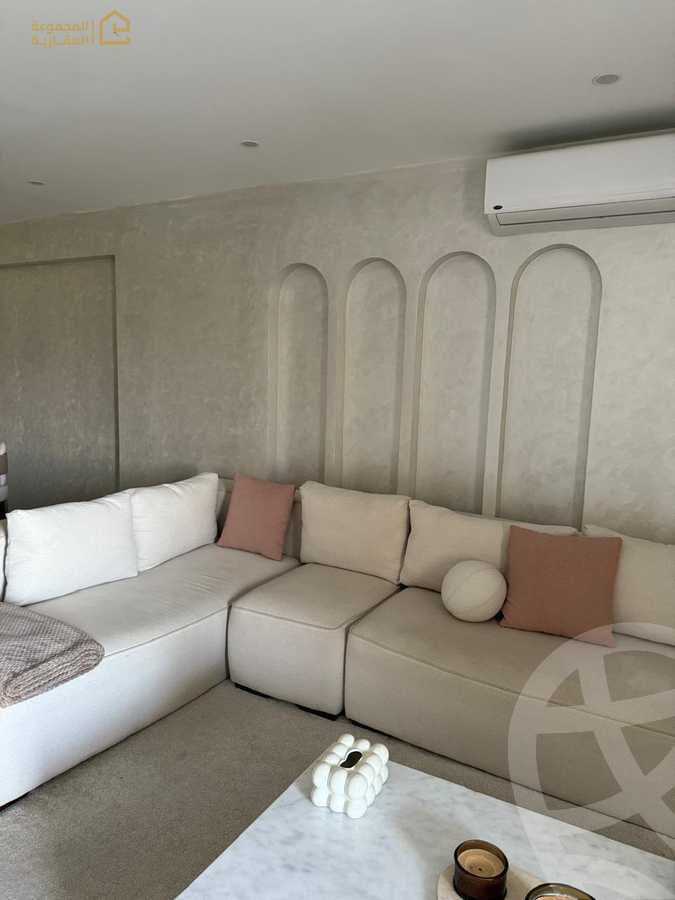 https://aqarmap.com.eg/ar/listing/6223178-for-sale-cairo-new-cairo-lrhb-city-phase-8