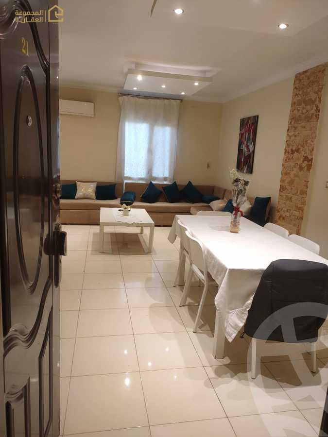 https://aqarmap.com.eg/ar/listing/6227960-for-sale-cairo-new-cairo-lrhb-city-phase-1-ahmed-rami-st