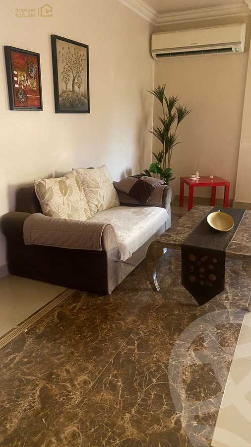 https://aqarmap.com.eg/en/listing/6228058-for-sale-cairo-new-cairo-lrhb-city-phase-4-mohammed-farid-st