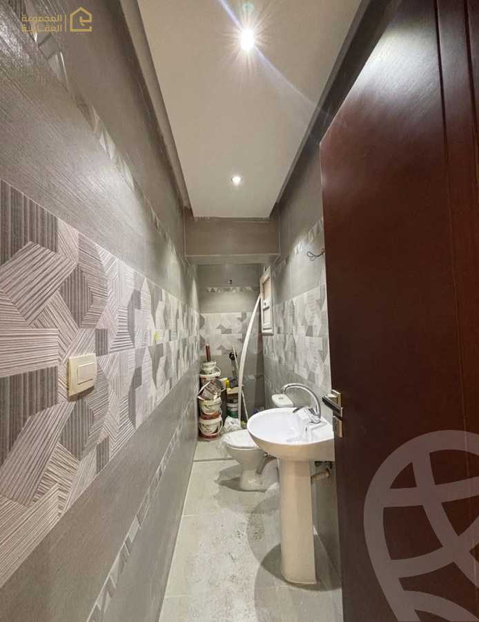 https://aqarmap.com.eg/ar/listing/6230497-for-rent-cairo-new-cairo-lrhb-city-phase-4-mohammed-farid-st