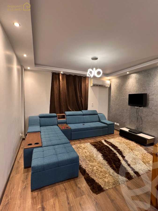 https://aqarmap.com.eg/ar/listing/6237726-for-rent-cairo-new-cairo-lrhb-city-phase-1-ahmed-rami-st