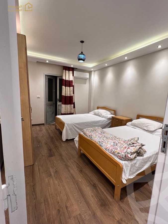 https://aqarmap.com.eg/ar/listing/6237726-for-rent-cairo-new-cairo-lrhb-city-phase-1-ahmed-rami-st