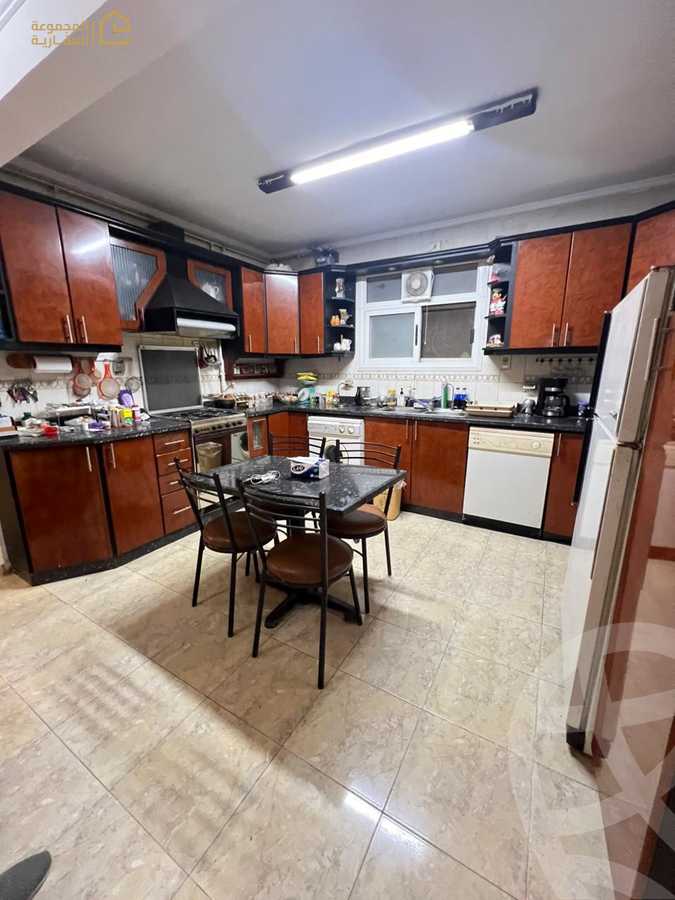 https://aqarmap.com.eg/ar/listing/6250157-for-sale-cairo-new-cairo-lrhb-city-phase-4-mohammed-farid-st