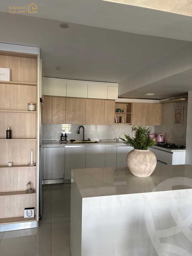https://aqarmap.com.eg/ar/listing/6254824-for-sale-cairo-new-cairo-lrhb-city-phase-8