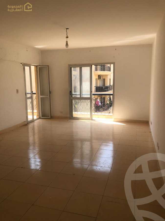 https://aqarmap.com.eg/ar/listing/6254922-for-rent-cairo-new-cairo-lrhb-city-phase-8