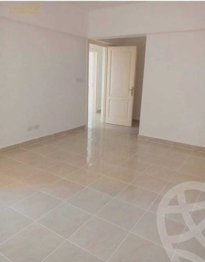 https://aqarmap.com.eg/ar/listing/6255031-for-sale-cairo-new-cairo-lrhb-city-phase-8