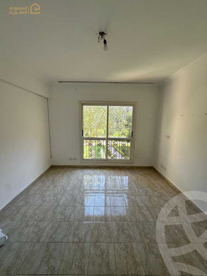 https://aqarmap.com.eg/ar/listing/6257174-for-sale-cairo-new-cairo-lrhb-city-mtdd-lrhb-phase-10-farouk-el-baz-st