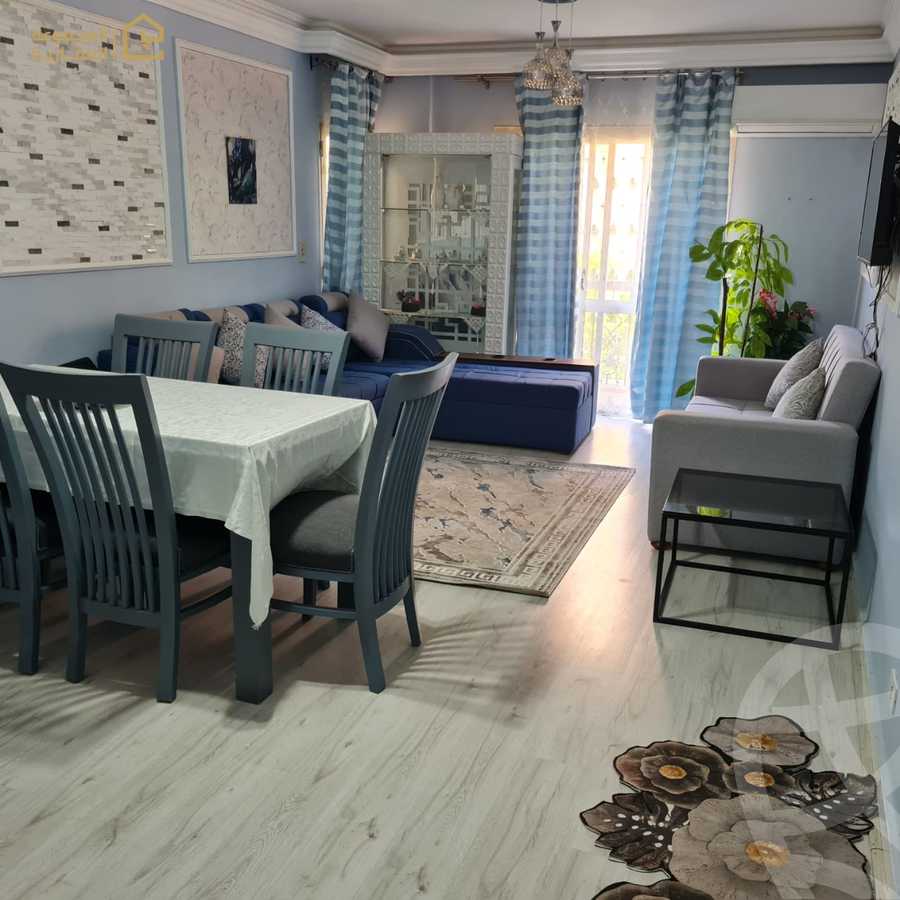 https://aqarmap.com.eg/ar/listing/6257209-for-rent-cairo-new-cairo-lrhb-city-phase-8