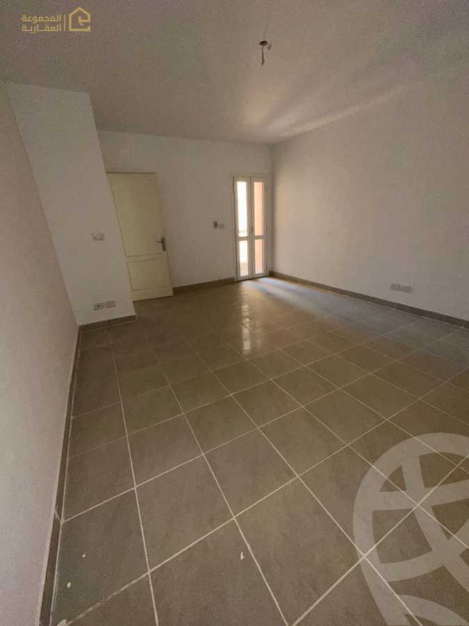 https://aqarmap.com.eg/en/listing/6257542-for-sale-cairo-new-cairo-lrhb-city-phase-7