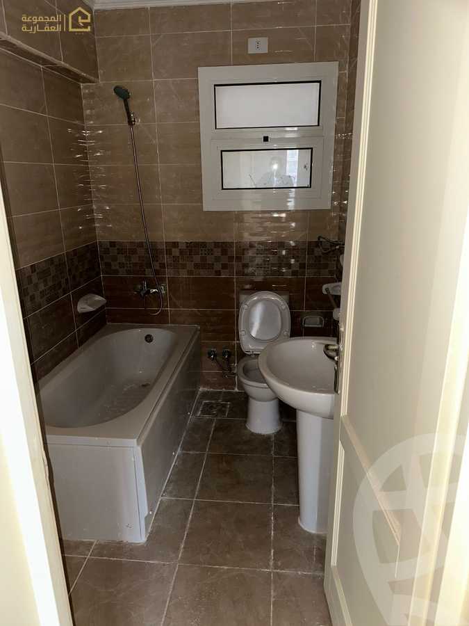 https://aqarmap.com.eg/en/listing/6257542-for-sale-cairo-new-cairo-lrhb-city-phase-7