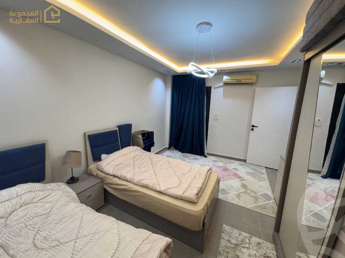 https://aqarmap.com.eg/en/listing/6260153-for-rent-cairo-new-cairo-lrhb-city-phase-1-ahmed-rami-st