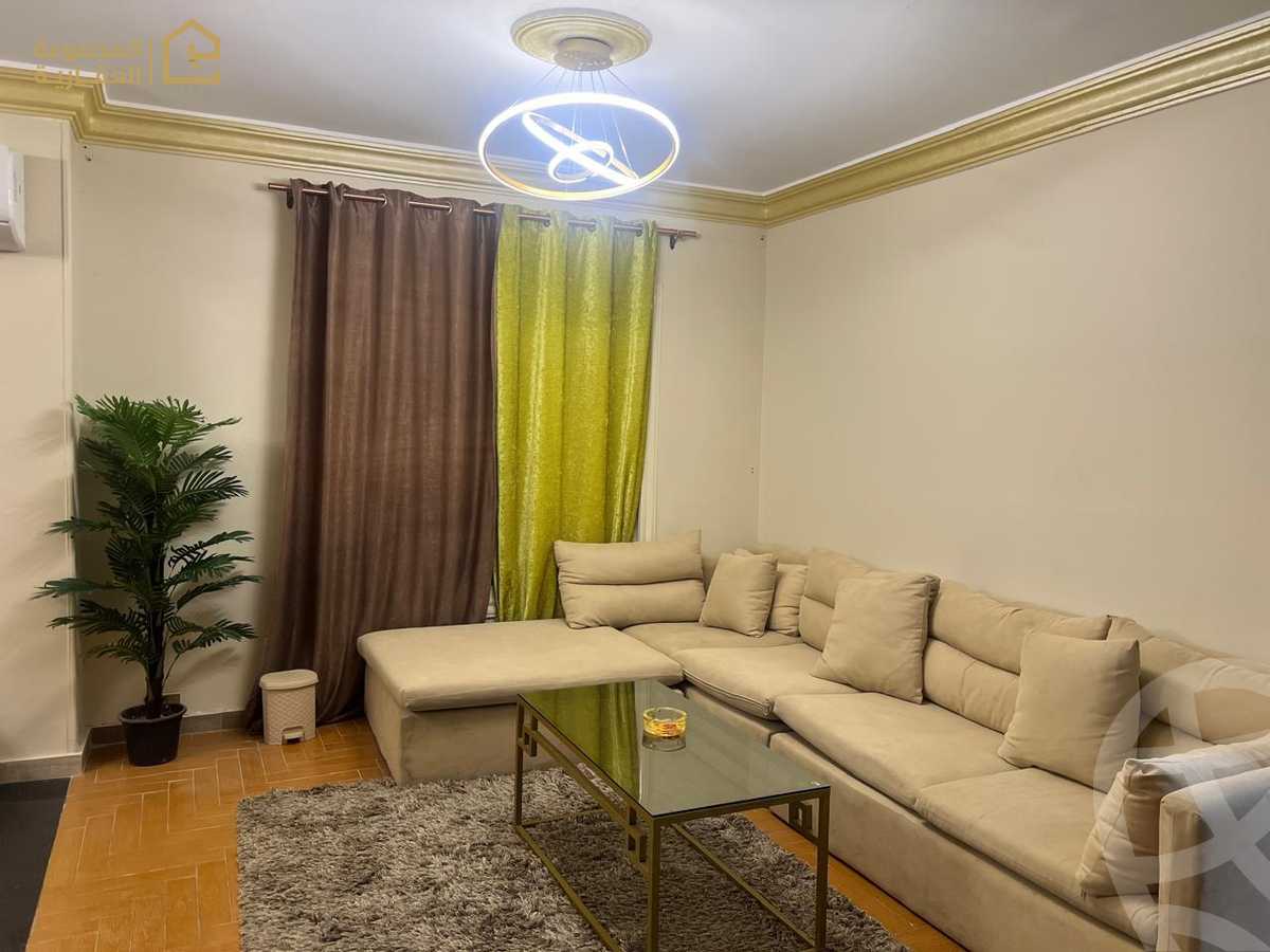 https://aqarmap.com.eg/ar/listing/6266374-for-rent-cairo-new-cairo-lrhb-city-phase-1-ahmed-rami-st