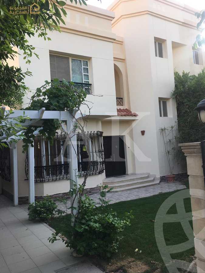 https://aqarmap.com.eg/en/listing/6282275-for-sale-cairo-new-cairo-lrhb-city-phase-1-ahmed-rami-st