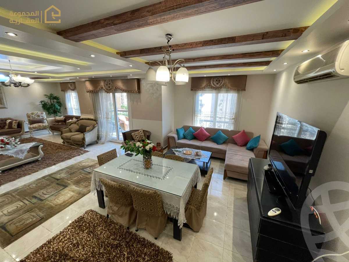 https://aqarmap.com.eg/en/listing/6286286-for-rent-cairo-new-cairo-lrhb-city-phase-7