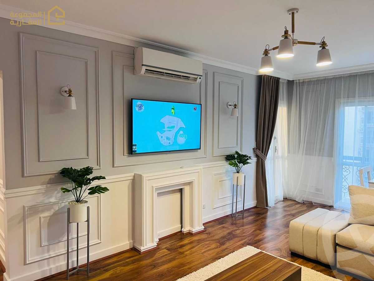 https://aqarmap.com.eg/en/listing/6301306-for-sale-cairo-new-cairo-lrhb-city-phase-8