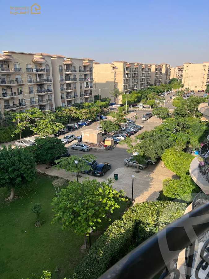 https://aqarmap.com.eg/en/listing/6301306-for-sale-cairo-new-cairo-lrhb-city-phase-8