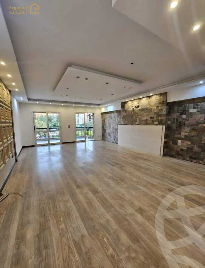 https://aqarmap.com.eg/en/listing/6303764-for-sale-cairo-new-cairo-lrhb-city-mtdd-lrhb-phase-8