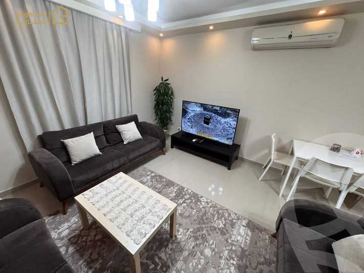 https://aqarmap.com.eg/ar/listing/6306246-for-rent-cairo-new-cairo-lrhb-city-phase-1-youssef-el-sebaey-st