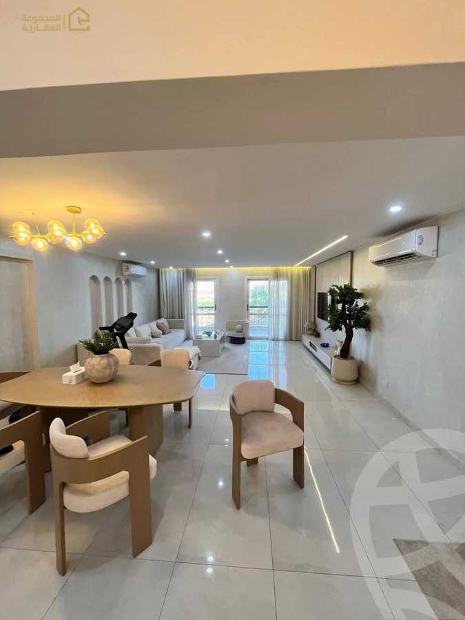 https://aqarmap.com.eg/ar/listing/6306470-for-sale-cairo-new-cairo-lrhb-city-phase-8
