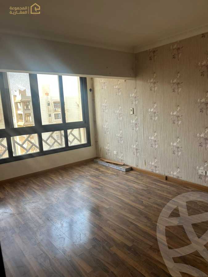 https://aqarmap.com.eg/en/listing/6309159-for-sale-cairo-new-cairo-lrhb-city-phase-5-talaat-mostafa-st