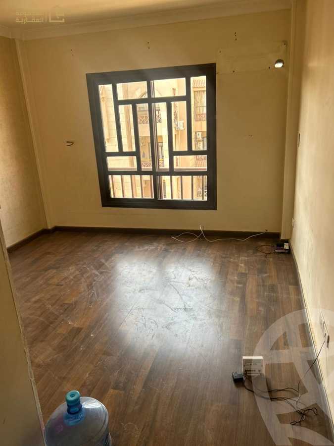 https://aqarmap.com.eg/en/listing/6309159-for-sale-cairo-new-cairo-lrhb-city-phase-5-talaat-mostafa-st