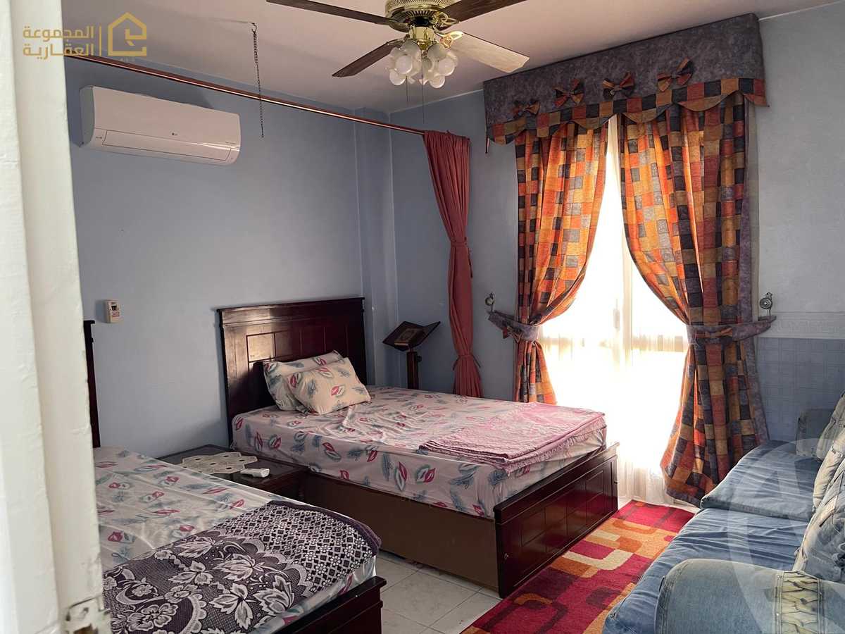 https://aqarmap.com.eg/ar/listing/6320504-for-rent-cairo-new-cairo-lrhb-city-phase-2-osama-ibn-zaid-st