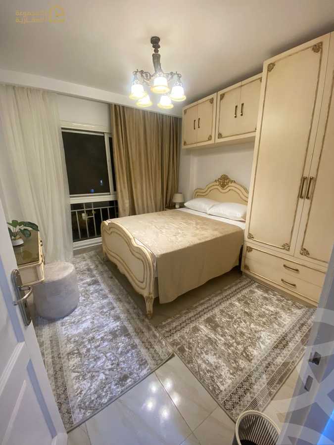 https://aqarmap.com.eg/ar/listing/6326844-for-rent-cairo-new-cairo-lrhb-city-phase-4-mostafa-kamel-st