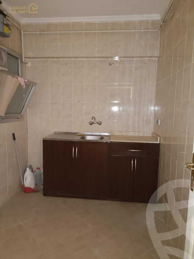 https://aqarmap.com.eg/en/listing/6326910-for-rent-cairo-new-cairo-lrhb-city-phase-8