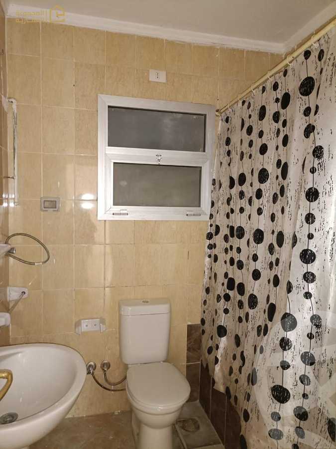 https://aqarmap.com.eg/en/listing/6326910-for-rent-cairo-new-cairo-lrhb-city-phase-8