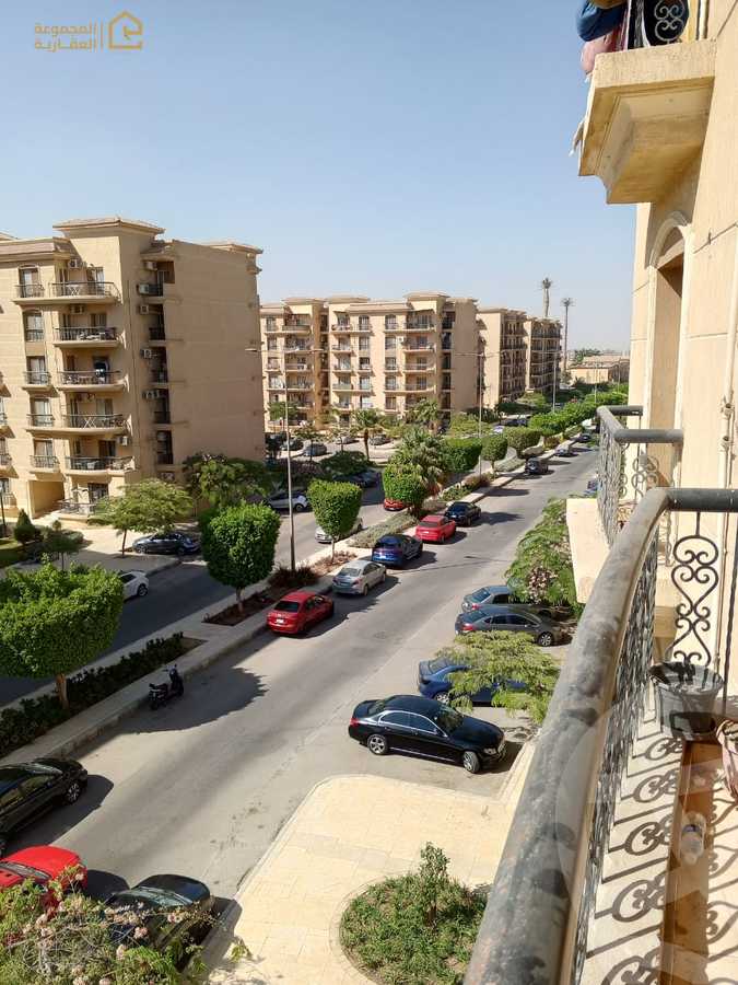 https://aqarmap.com.eg/ar/listing/6330460-for-sale-cairo-new-cairo-lrhb-city-phase-8